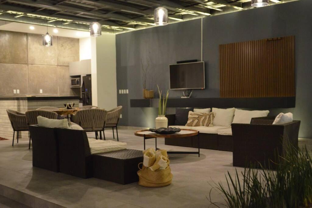 Casa Familiar Con Alberca Privada Climatizada Villa กัวดาลาฮารา ภายนอก รูปภาพ